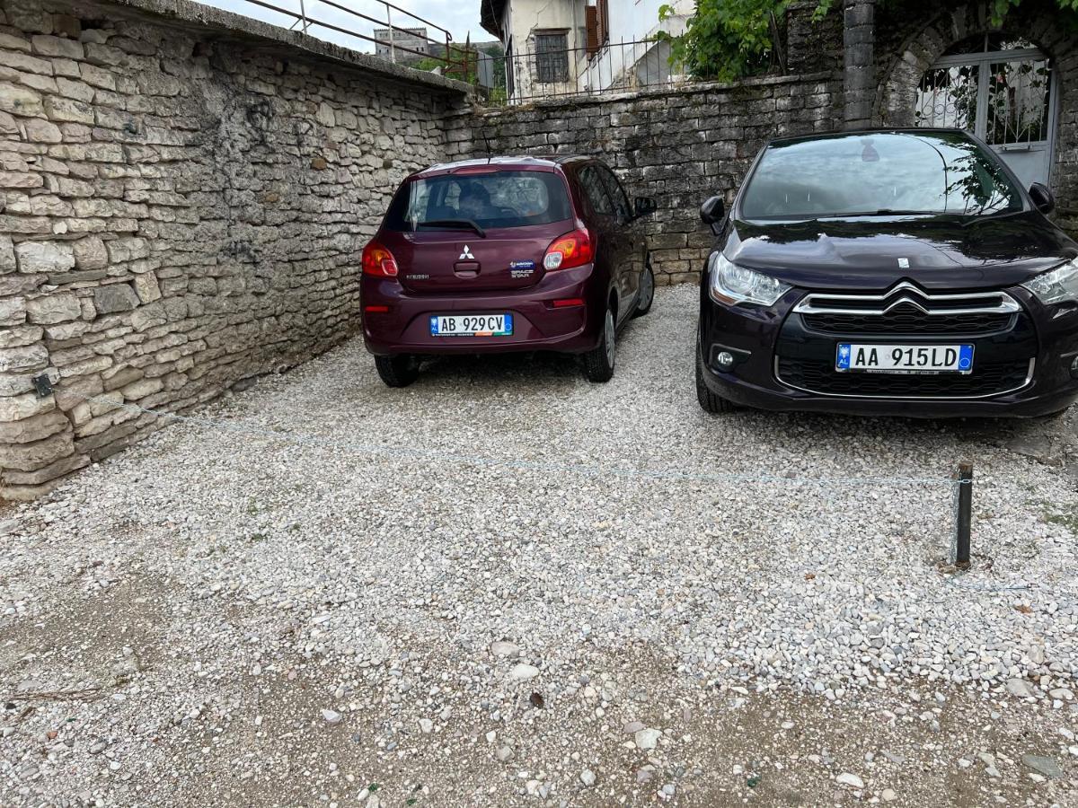 Palorto Hotel Gjirokastër Exterior foto