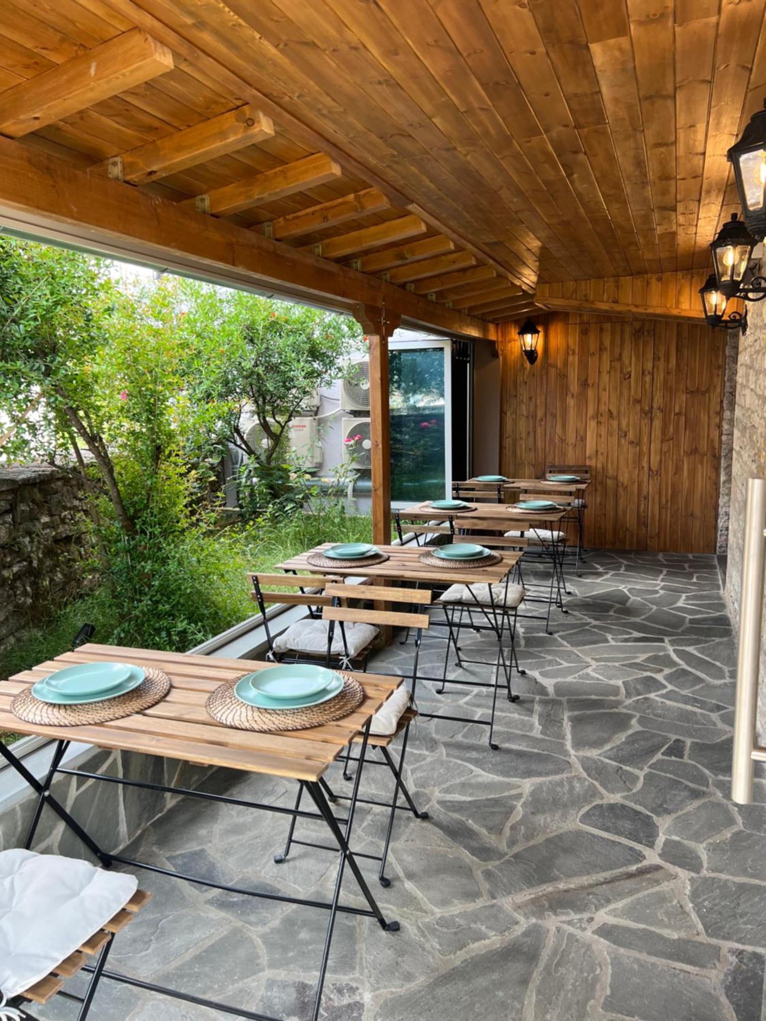 Palorto Hotel Gjirokastër Exterior foto